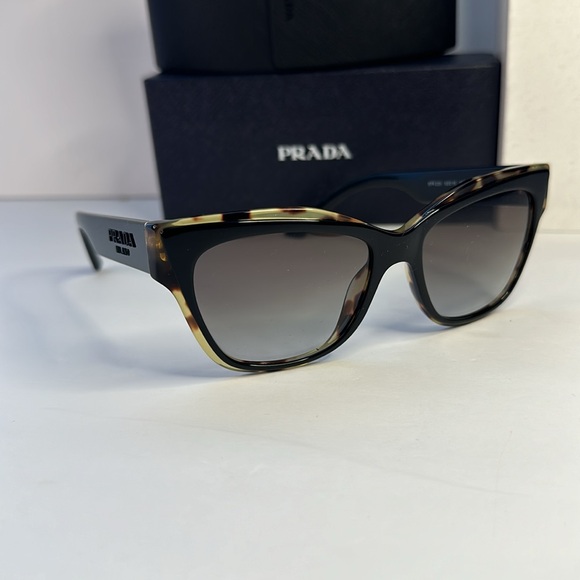 PRADA Acetate Cat Eye Sunglasses SPR 23X-F Black - Picture 1 of 14